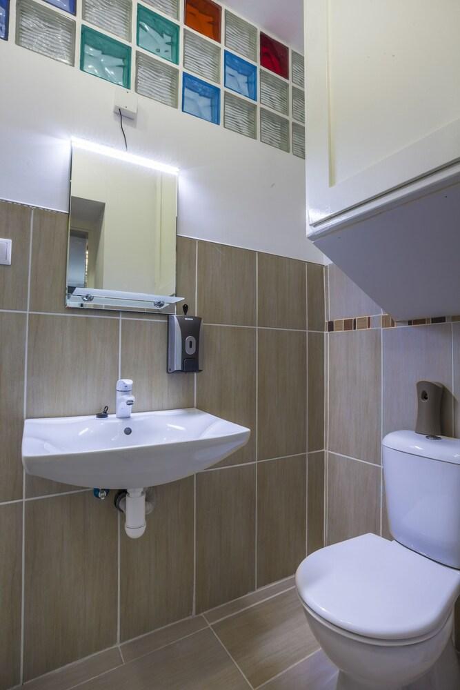 Luxury Air-Conditioned Rooms In Old Town Pressburg Exterior foto